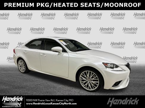 Used 2016 Lexus IS 300 AWD w/ Premium Package image 1