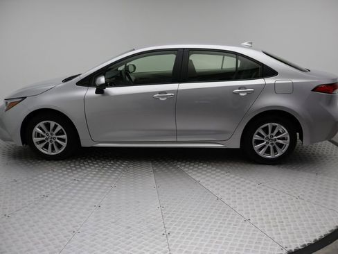 Certified 2024 Toyota Corolla LE image 12