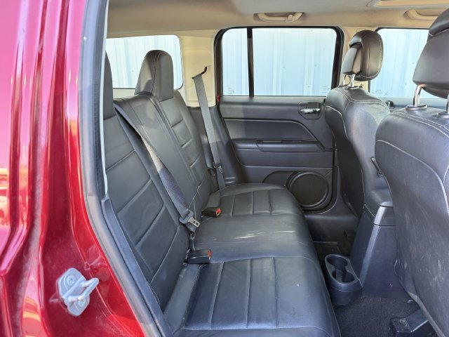 Used 2015 Jeep Patriot High Altitude FWD image 25