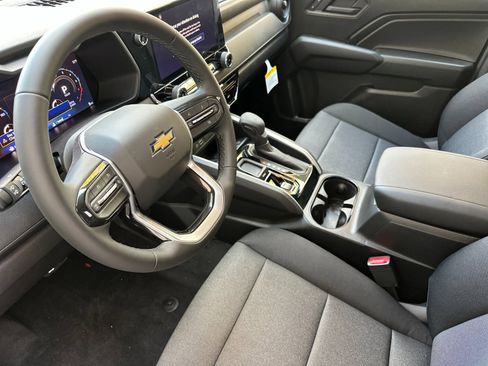 New 2026 Chevrolet Colorado W/T image 10