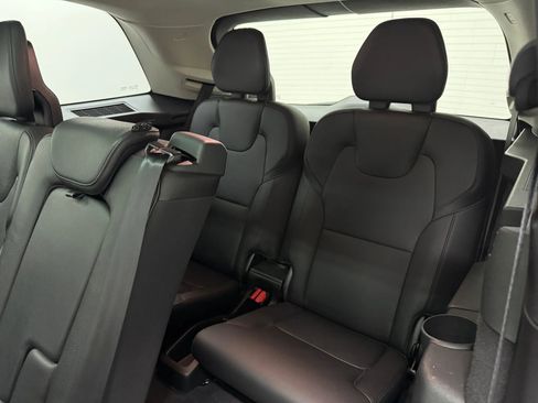 Used 2019 Volvo XC90 T6 Momentum w/ Advanced Package image 18