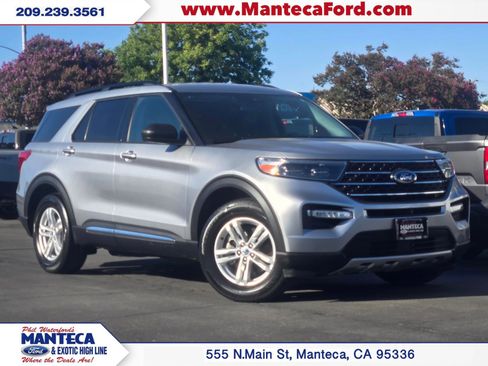 Used 2023 Ford Explorer XLT w/ Equipment Group 202A RWD image 1