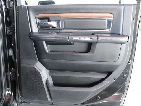 Used 2014 RAM 2500 Laramie w/ Convenience Group AWD/4WD image 15
