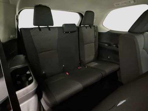Certified 2025 Toyota Grand Highlander FWD image 21