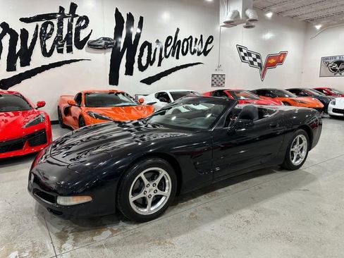 Used 2002 Chevrolet Corvette Convertible w/ Preferred Equipment Group2 RWD image 24