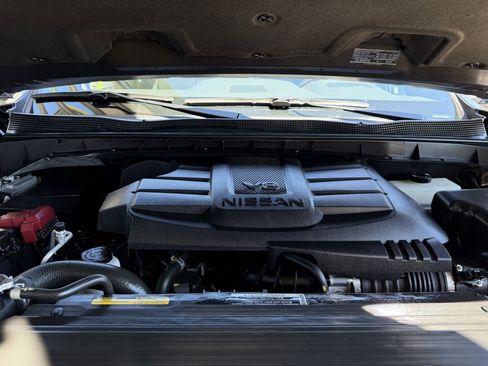 Used 2024 Nissan Titan PRO-4X w/ Pro-4x Convenience Package image 45