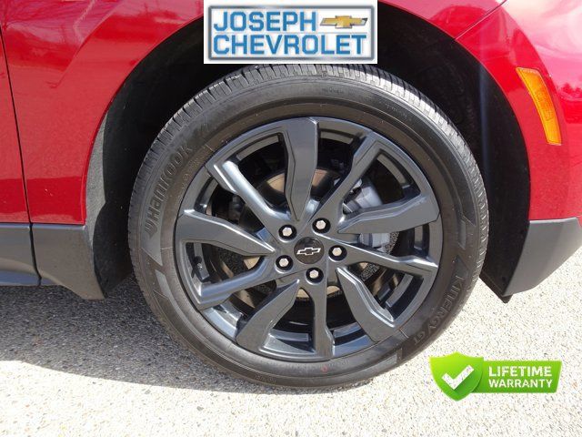 Used 2022 Chevrolet Equinox RS FWD image 4