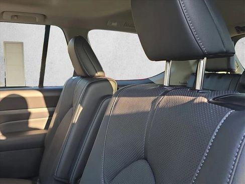 New 2026 Toyota Grand Highlander Limited image 19