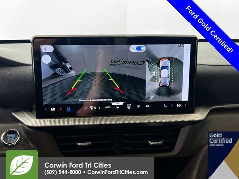 Used 2025 Ford Explorer Platinum w/ Ultimate Package AWD/4WD image 20