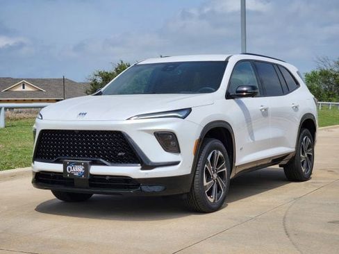 New 2025 Buick Enclave Sport Touring w/ Super Cruise Package image 5