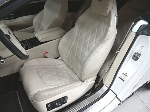 Used 2013 Bentley Continental GT image 24