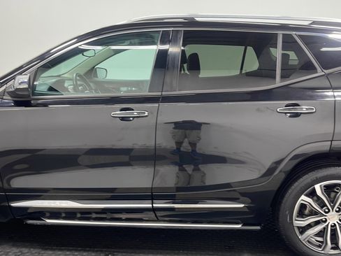 Used 2018 GMC Terrain Denali w/ LPO, 'HIT The Road' Package FWD image 13