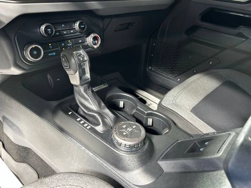 Used 2022 Ford Bronco 2-Door AWD/4WD image 26