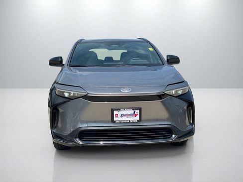 Used 2024 Toyota bZ4X AWD image 2