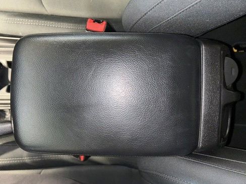 Used 2019 Jeep Wrangler Unlimited Sport image 20