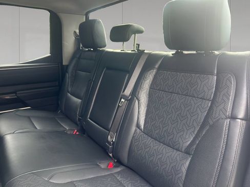 Used 2024 Toyota Tundra Limited AWD/4WD image 16
