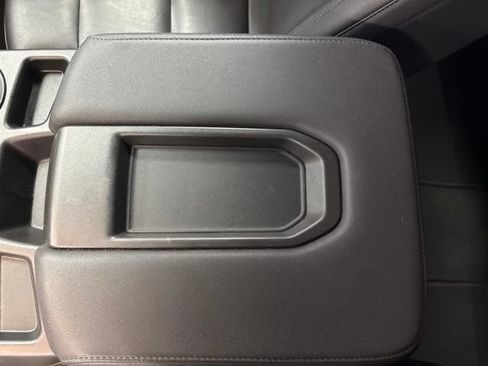 Used 2025 GMC Sierra 1500 SLT RWD image 29