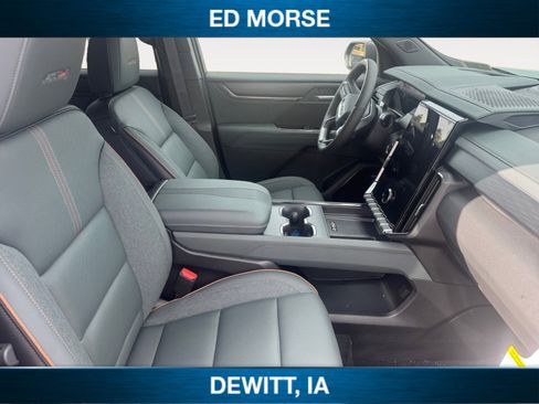 New 2026 GMC Acadia AT4 w/ Super Cruise Package AWD/4WD image 15