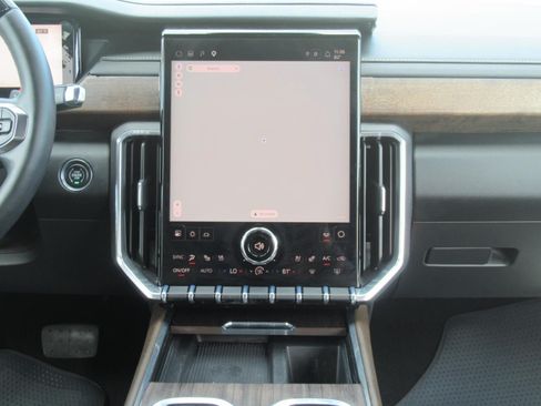 Used 2026 GMC Acadia Denali Ultimate AWD/4WD image 15
