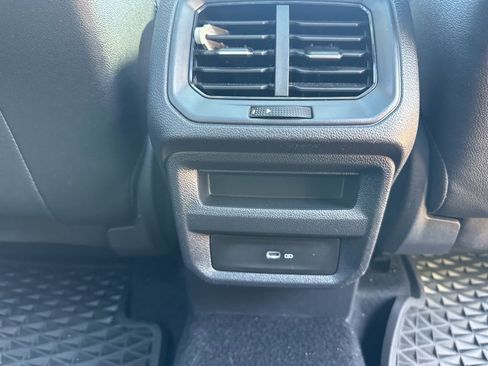 Used 2025 Volkswagen Taos SEL w/ Black Wheel Plus Package image 16