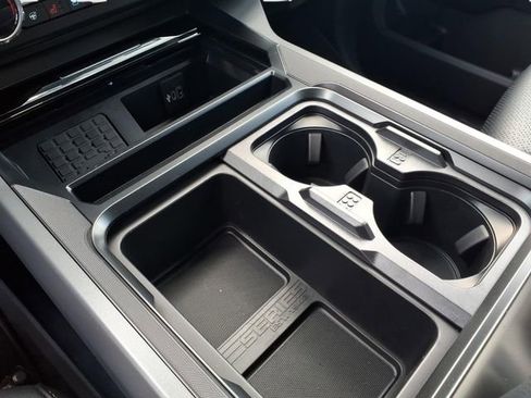 New 2026 Ford F250 Lariat w/ Black Appearance Package image 13