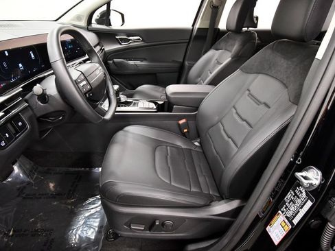 Certified 2026 Kia Sportage SX AWD/4WD image 14