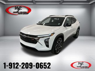 New 2026 Chevrolet Trax RS w/ Sunroof Package FWD video 1