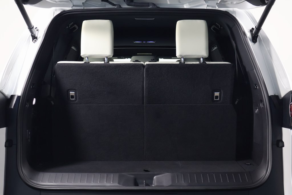 Certified 2026 Lexus LX 600 4WD w/ Luxury Package image 15