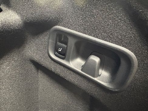 Certified 2023 Mercedes-Benz C 300 4MATIC Sedan image 29