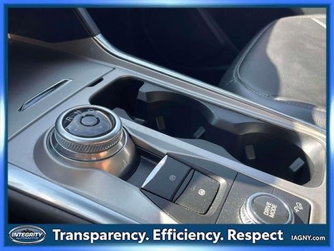 Used 2023 Ford Explorer Limited w/ Equipment Group 301A image 30