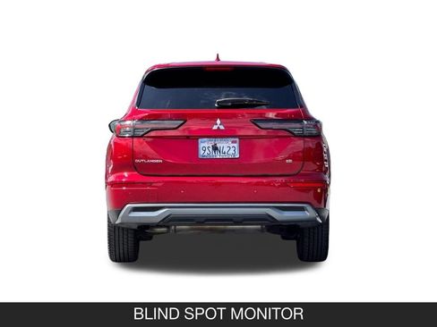 Used 2025 Mitsubishi Outlander SE FWD image 7
