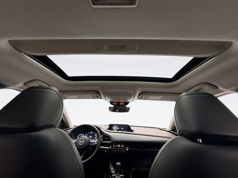 Used 2021 MAZDA CX-30 AWD 2.5 S w/ Premium Package image 16