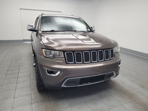 Used 2018 Jeep Grand Cherokee Limited AWD/4WD image 14