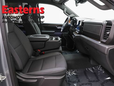 Used 2023 Chevrolet Silverado 1500 LT AWD/4WD image 26