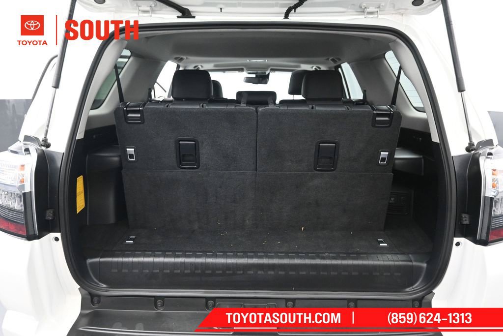 Used 2023 Toyota 4Runner SR5 Premium w/ Moonroof Package RWD image 28