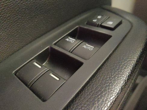 Used 2016 Honda Pilot EX image 27