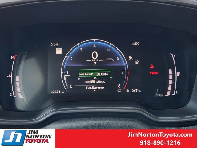 Used 2026 Toyota Corolla LE FWD image 17
