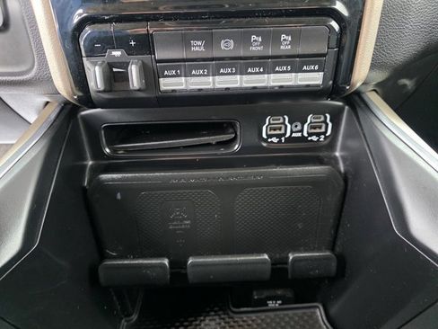 Used 2022 RAM 3500 Laramie image 10