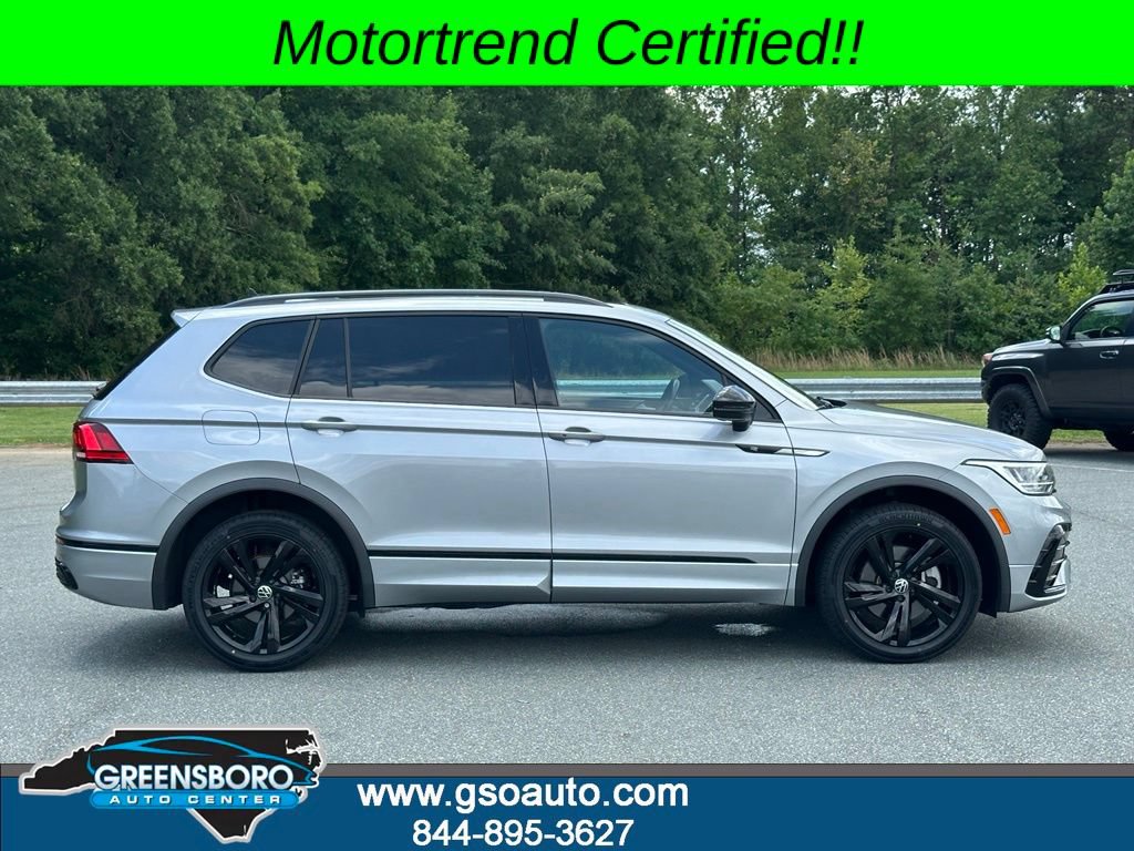 Used 2024 Volkswagen Tiguan SE R-Line FWD image 8