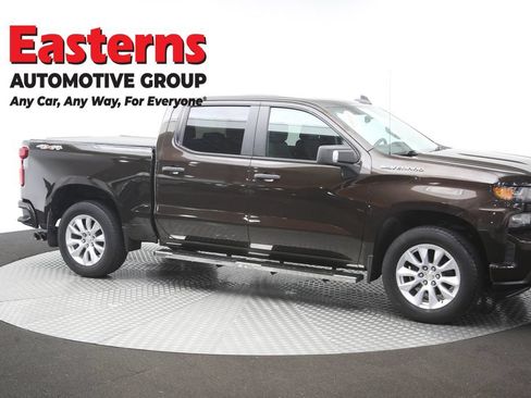 Used 2020 Chevrolet Silverado 1500 Custom w/ Custom Value Package AWD/4WD image 47
