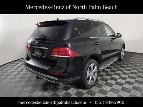 Used 2017 Mercedes-Benz GLE 350 image 6