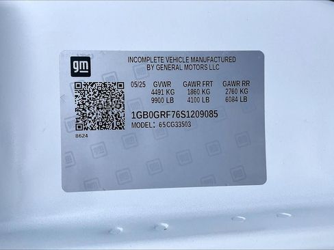 New 2025 Chevrolet Express 3500 w/ Power Convenience Package image 13