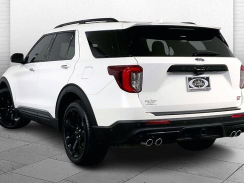 Used 2020 Ford Explorer ST w/ ST Street Pack image 11
