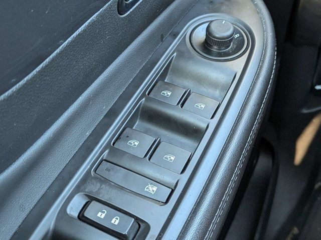 Used 2022 Buick Encore Preferred w/ Safety Package AWD/4WD image 22