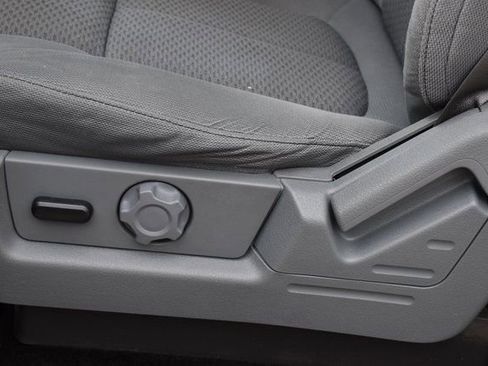 Used 2014 Ford F150 XLT w/ XLT Chrome Package image 17