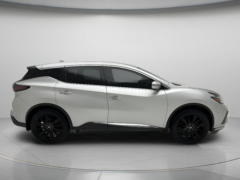 Used 2021 Nissan Murano SL w/ SL Moonroof Package AWD/4WD image 3