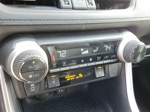 Used 2019 Toyota RAV4 XSE w/ Carpet Mat Package image 16