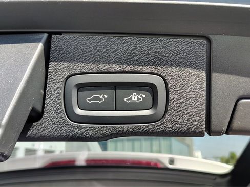 New 2026 Volvo XC60 B5 Plus w/ Climate Package image 30