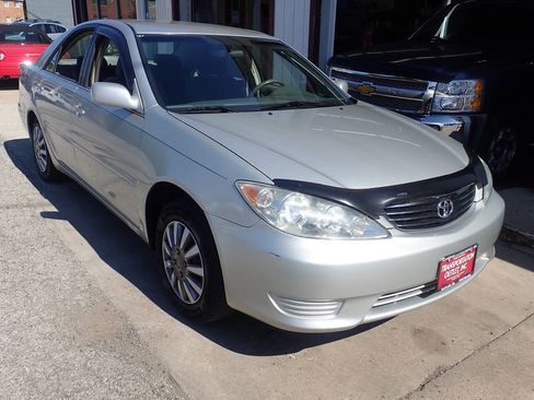 Used 2005 Toyota Camry SE image 20