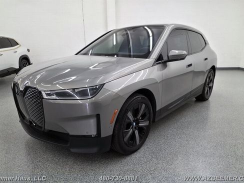 Used 2024 BMW iX xDrive50 w/ Premium Package AWD/4WD image 1